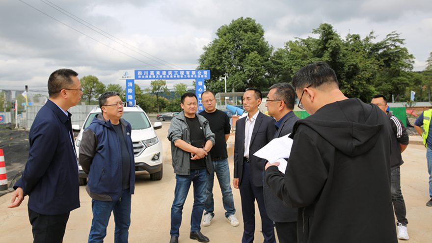 南山路道路及排水改造补短板工程现场办公照片